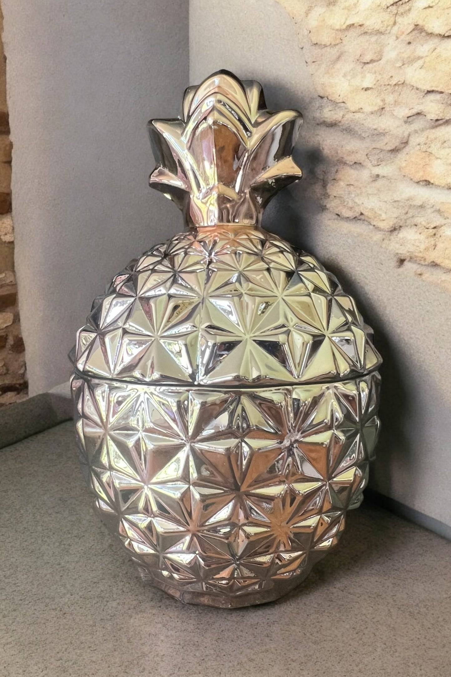 Unique Luxury Home Decor Gold Pineapple Candle Premium Quality Marigold and Melon Kitchen Entryway Decor Gift for Her