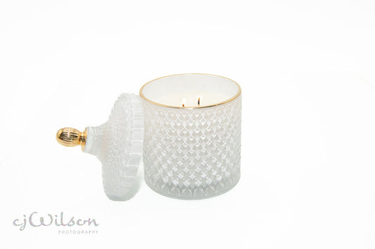 Elegant French White Oak and Vanilla Candle